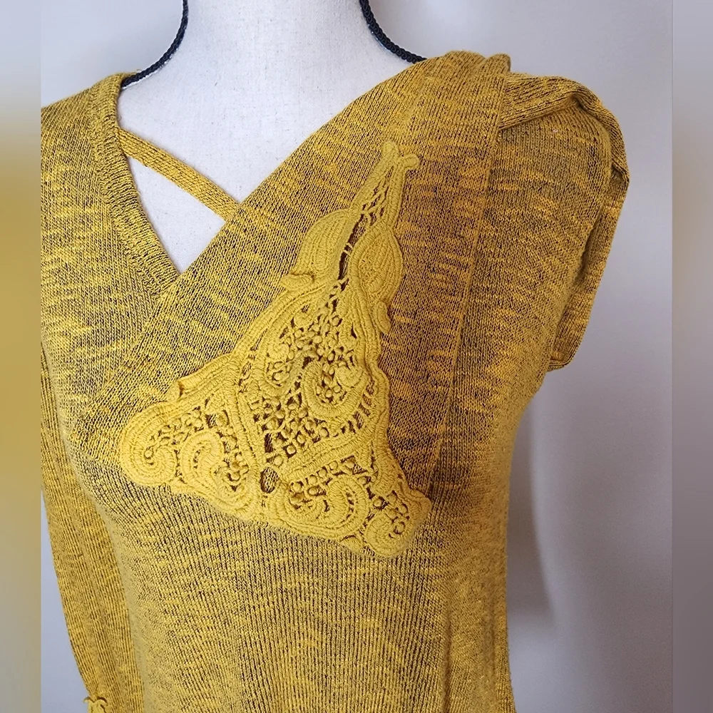 Blu Pepper Mustard Sweater - Picture 5 of 6